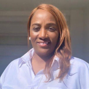 Meet your Posher, Delores